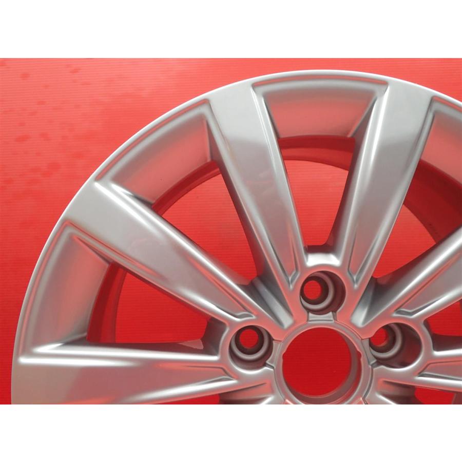 Audi A3 純正アルミホイール＋スタッドレスタイヤ アウディA3純正17インチのスタッドレスタイヤ付きセット入庫です
