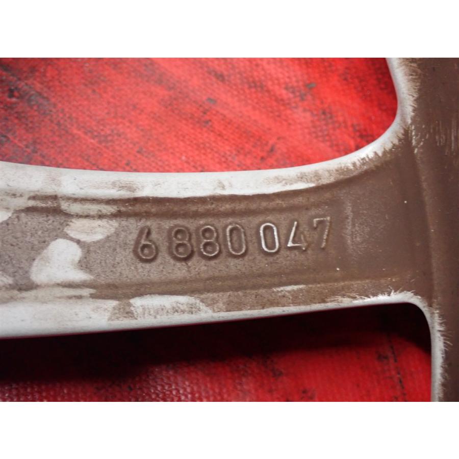 単品 中古ホイール 1本 BMW X3 G01 純正 Vスポークスタイリング618 7J 18インチ PCD112 5穴 +22 ハブ66.5 6880047 ja18の画像