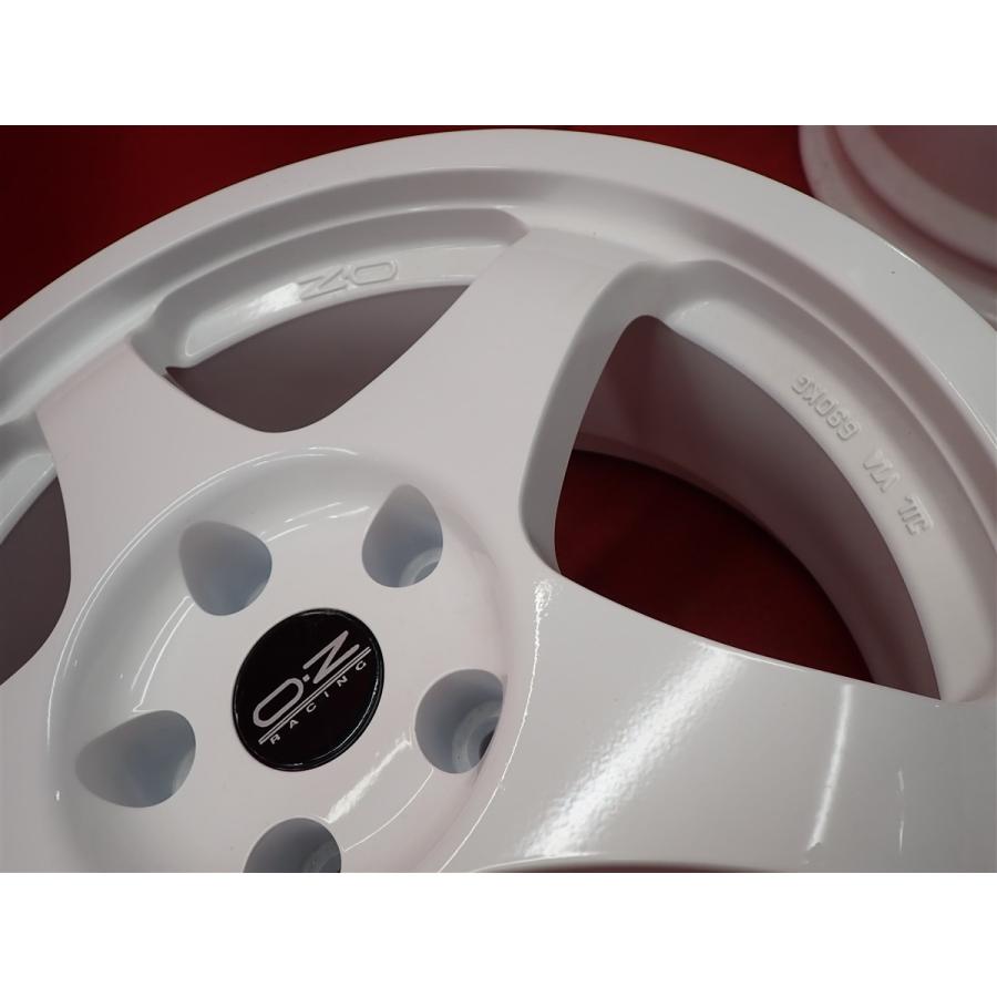 絶版 超希少 OZ クロノ 中古ホイール 4本 8/9J 17インチ PCD114.3 5穴