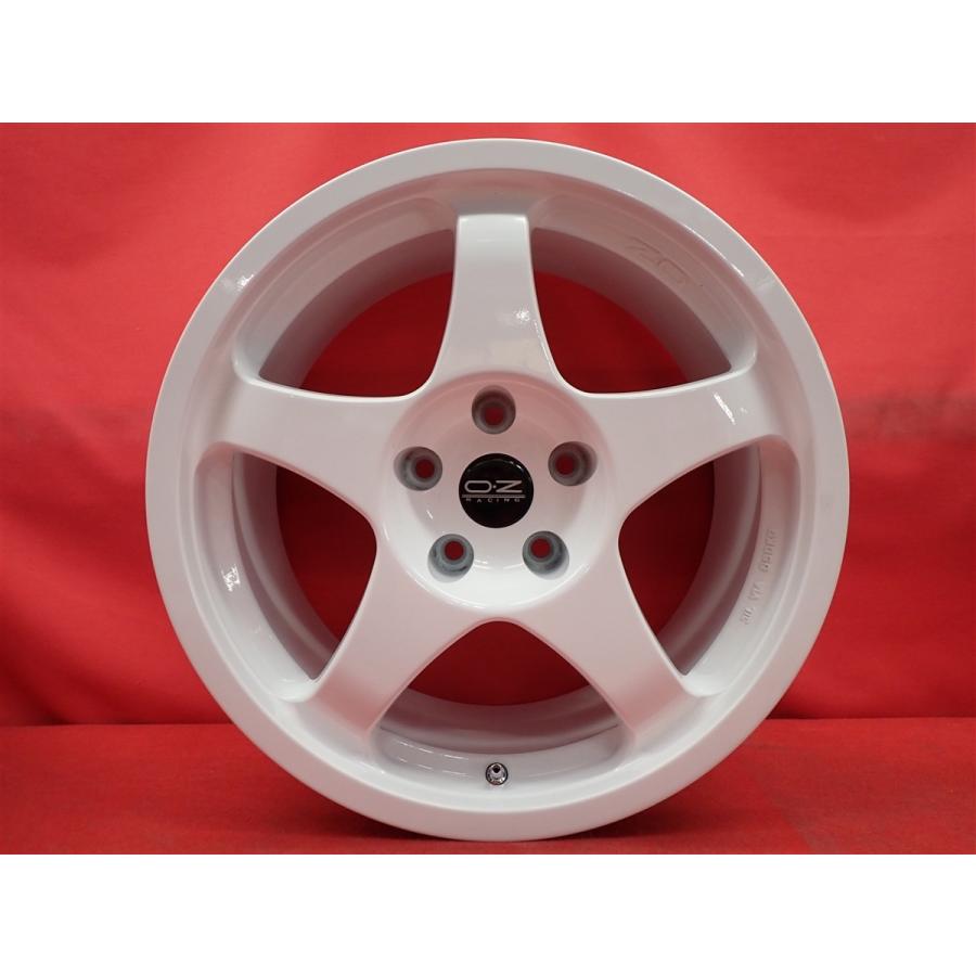 絶版 超希少 OZ クロノ 中古ホイール 4本 8/9J 17インチ PCD114.3 5穴