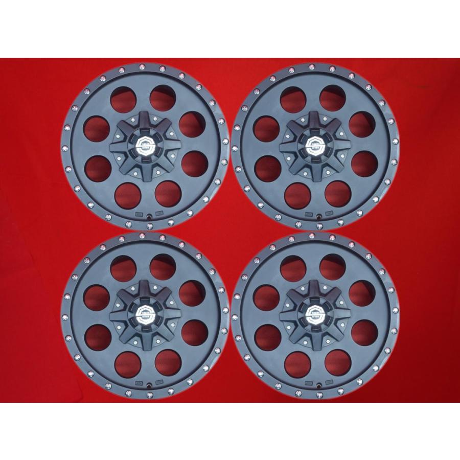 ソリッドレーシング5穴マルチPCD127 PCD114.3 17インチ8J