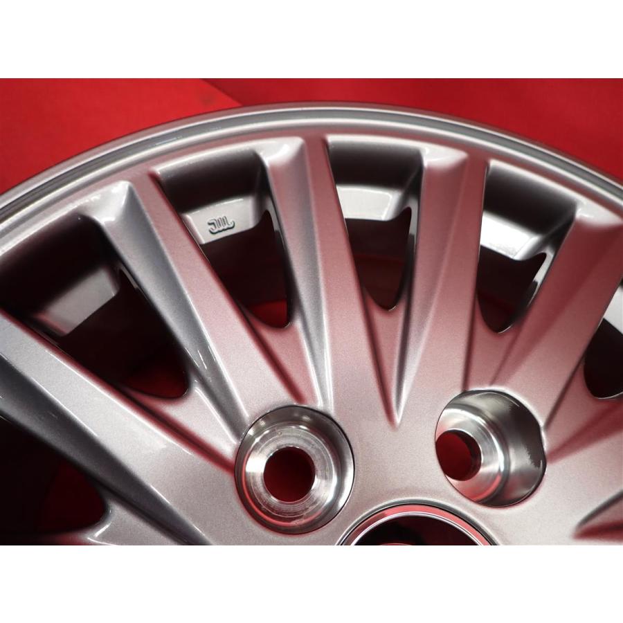 TOYOTA トヨタ ヴォクシーノア ZWR80G ハイブリッド 純正 中古ホイール