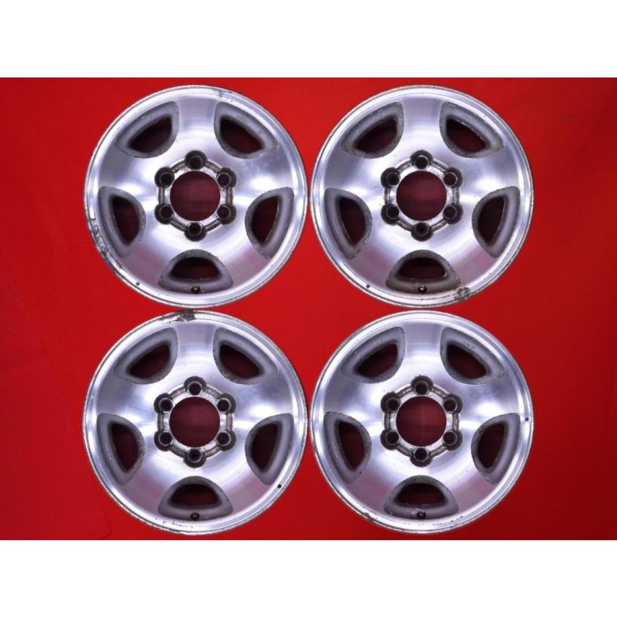 ランクル、ハイラックスに！ホイール16インチ8Jオフセット0