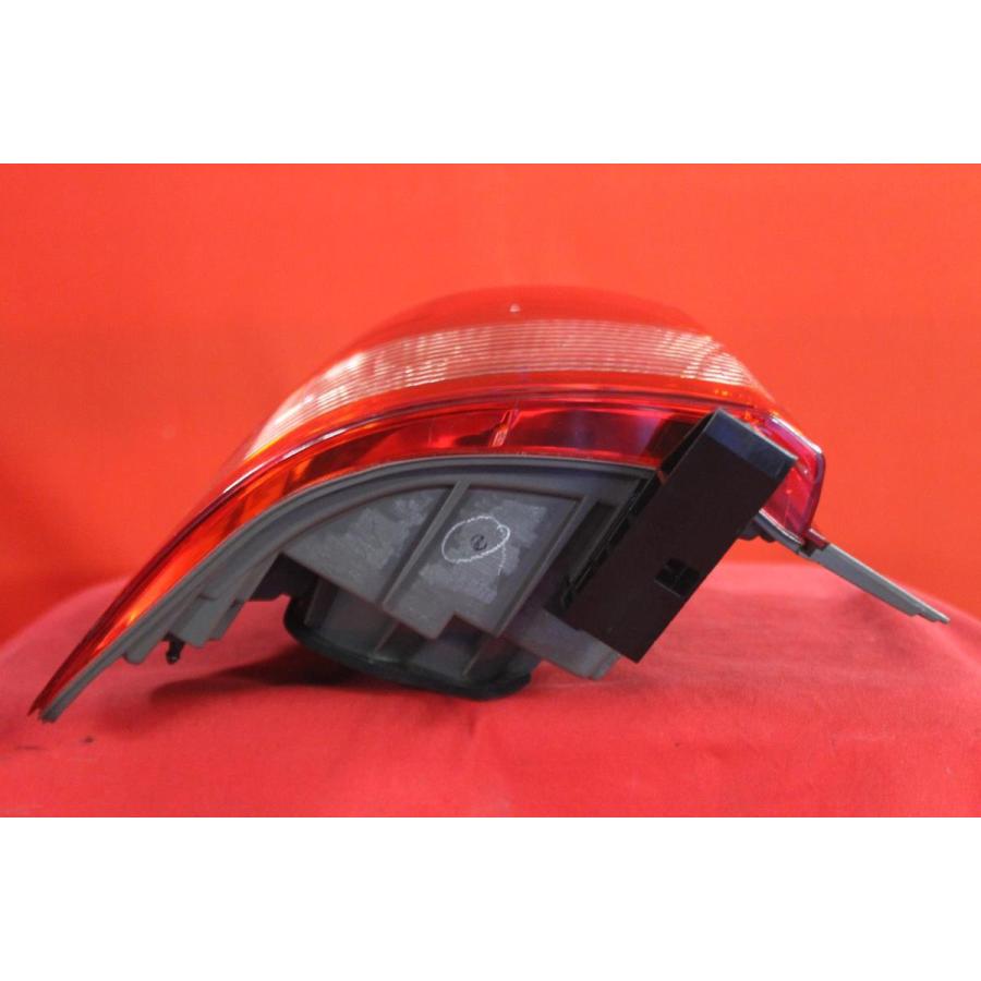 ☆TOYOTA WISH ウィッシュ 10系 純正LEDテール 左だけ！美品!! ☆jaero