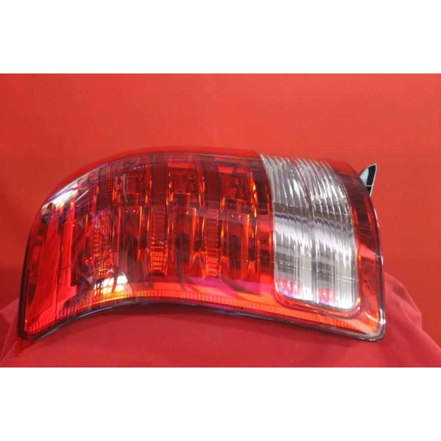 ☆TOYOTA WISH ウィッシュ 10系 純正LEDテール 左だけ！美品!! ☆jaero