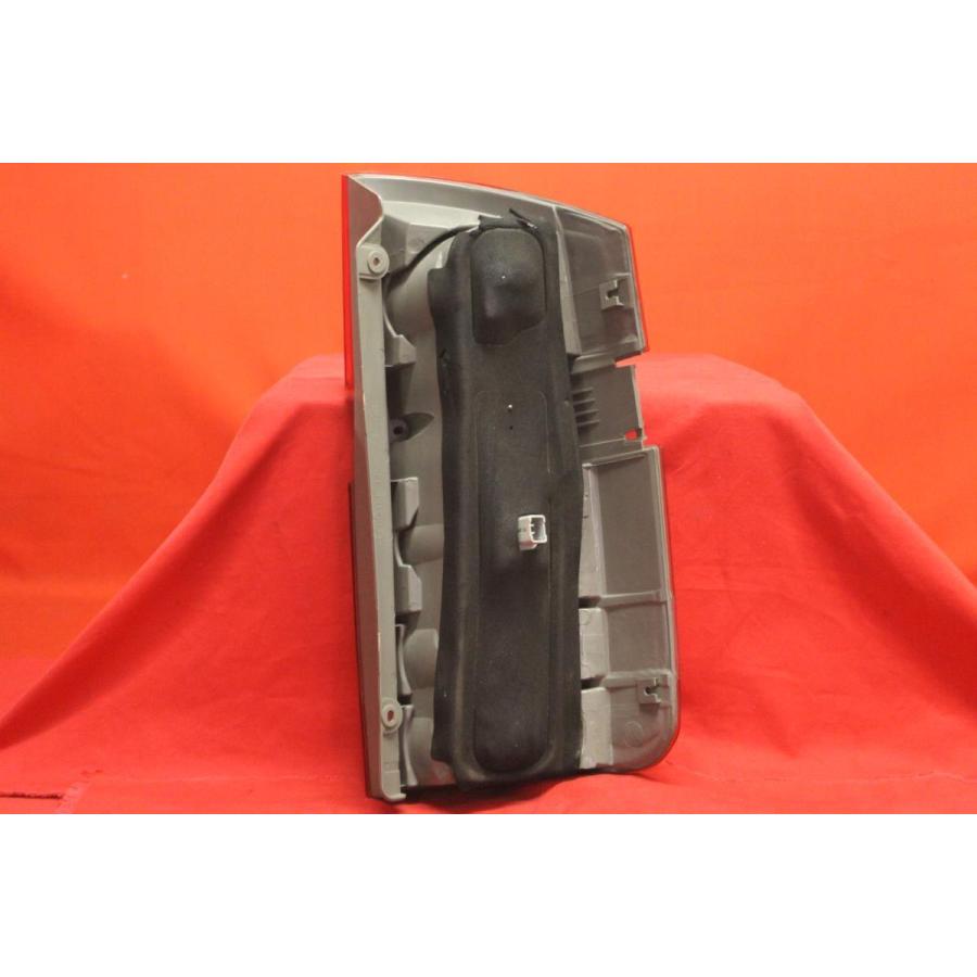 ☆TOYOTA ノア 60系 前期 純正テール 左だけ 美品!! ICHIKOH 28-158
