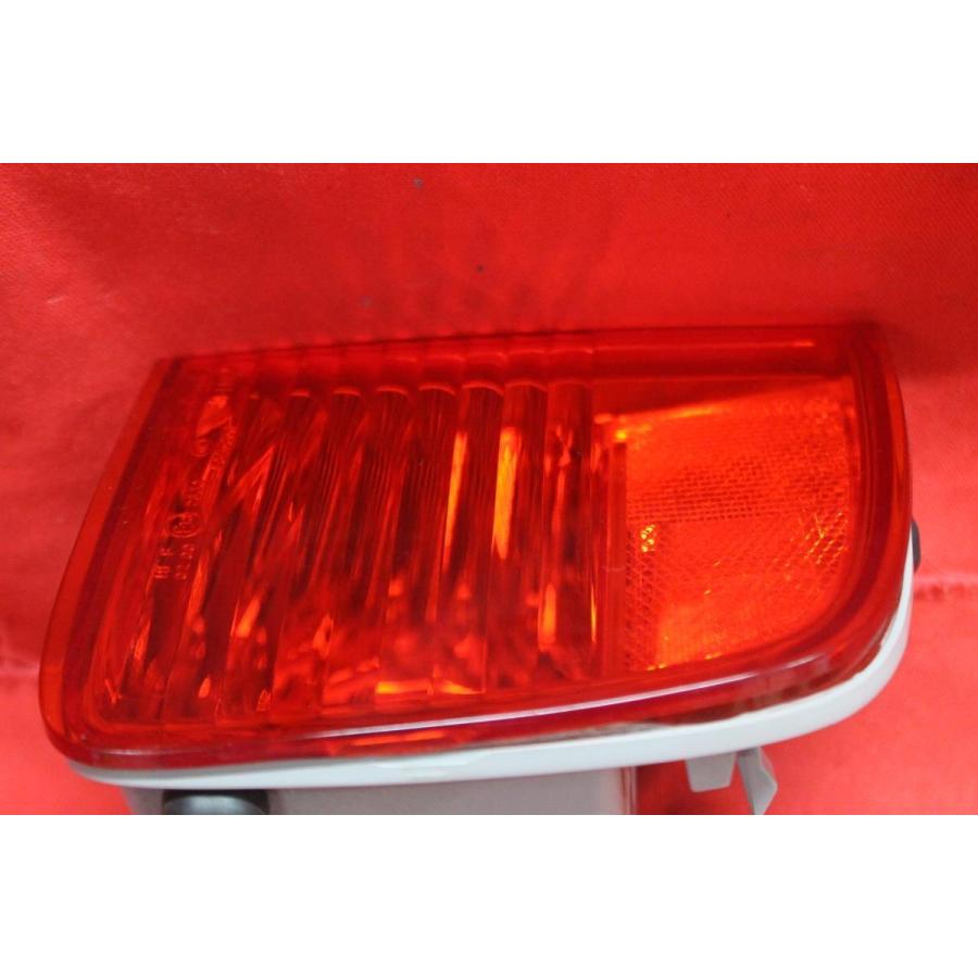 ☆TOYOTA ランクル200系 前期 純正バックフォグ 左だけ 美品！KOITO 60