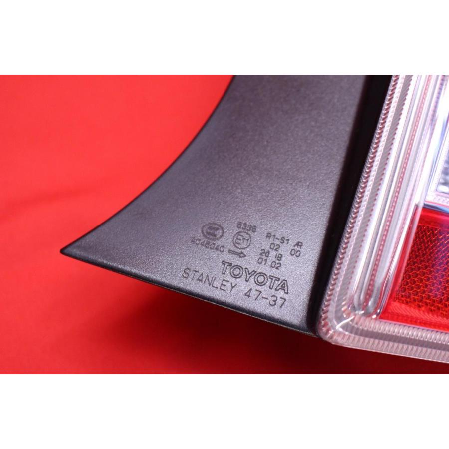 トヨタ ZVW30 プリウス　左右セット テール STANLEY 47-55 ☆TOYOTA PRIUS ZVW30 トヨタ純正テール プリウス 30系 右側 1ヶだけ