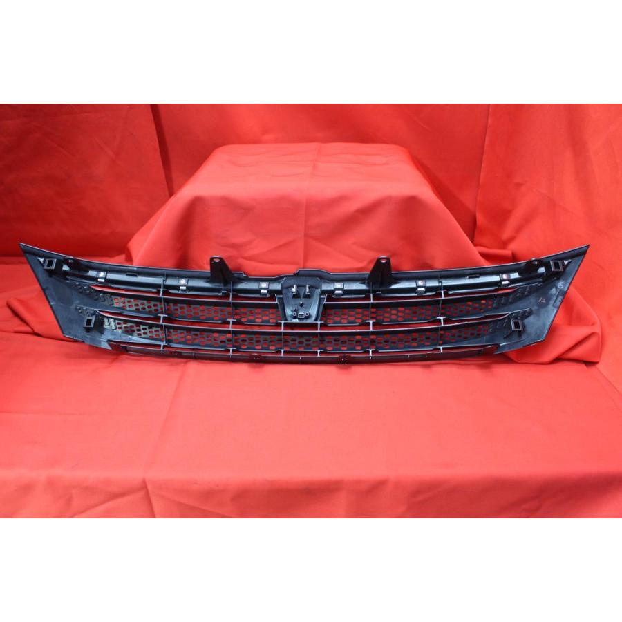 ☆TOYOTA ISIS アイシス トヨタ純正 フロントグリル 53101-44180