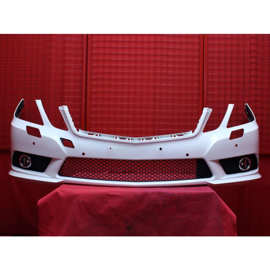 車のフロントバンパーグリルアッパークロームシルバーメルセデスベンツ