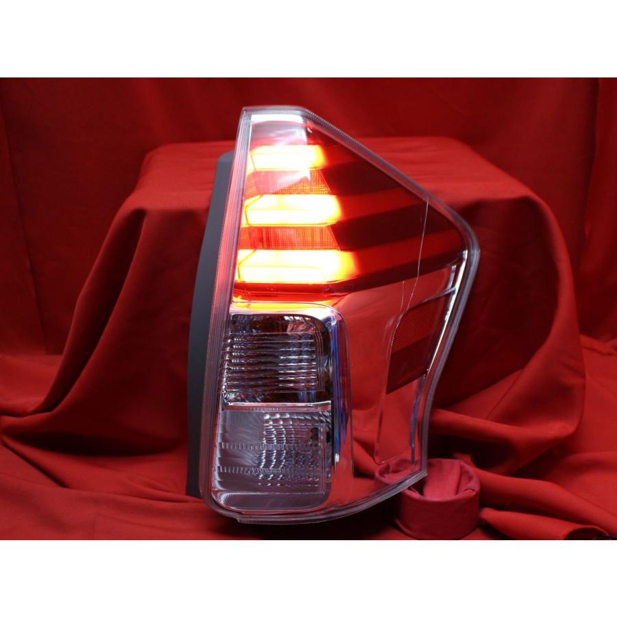 ☆TOYOTA PRIUS アルファトヨタ プリウスα ZVW40W ZVW41W 後期 純正LED