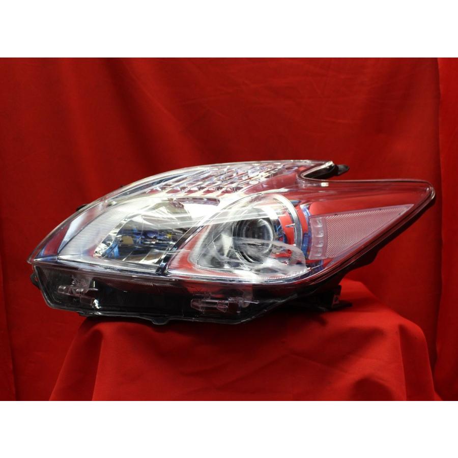 トヨタ ZVW30 プリウス 前期ハロゲン　ヘッドライト KOITO 47-29 ☆TOYOTA PRIUS トヨタ プリウス 30系 前期 純正ヘッドライト ハロゲン