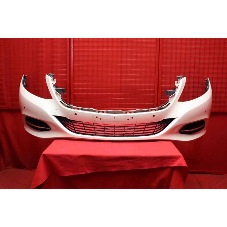 ベンツ　Sクラス　W222 前期　フロントバンパー ☆メルセデス・ベンツ Sクラス W222 前期純正フロントバンパー 白 A222