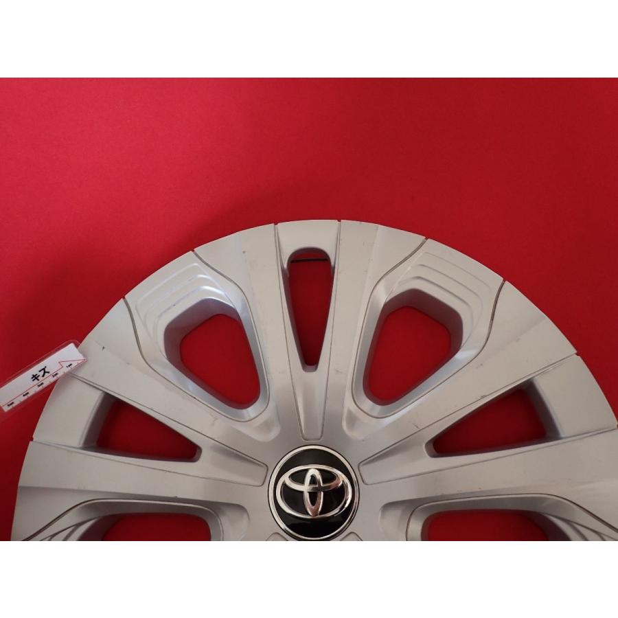 トヨタ　50 プリウス　純正　ホイール＆ホイールキャップ 1枚 トヨタ 50プリウス 15インチ 純正 中古 フルホイールキャップ