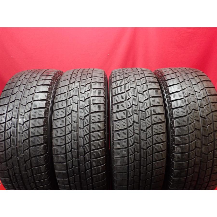 良品【超希少】値下げ聞きます！225/60R16 スパイクタイヤ ピレリ 早い 