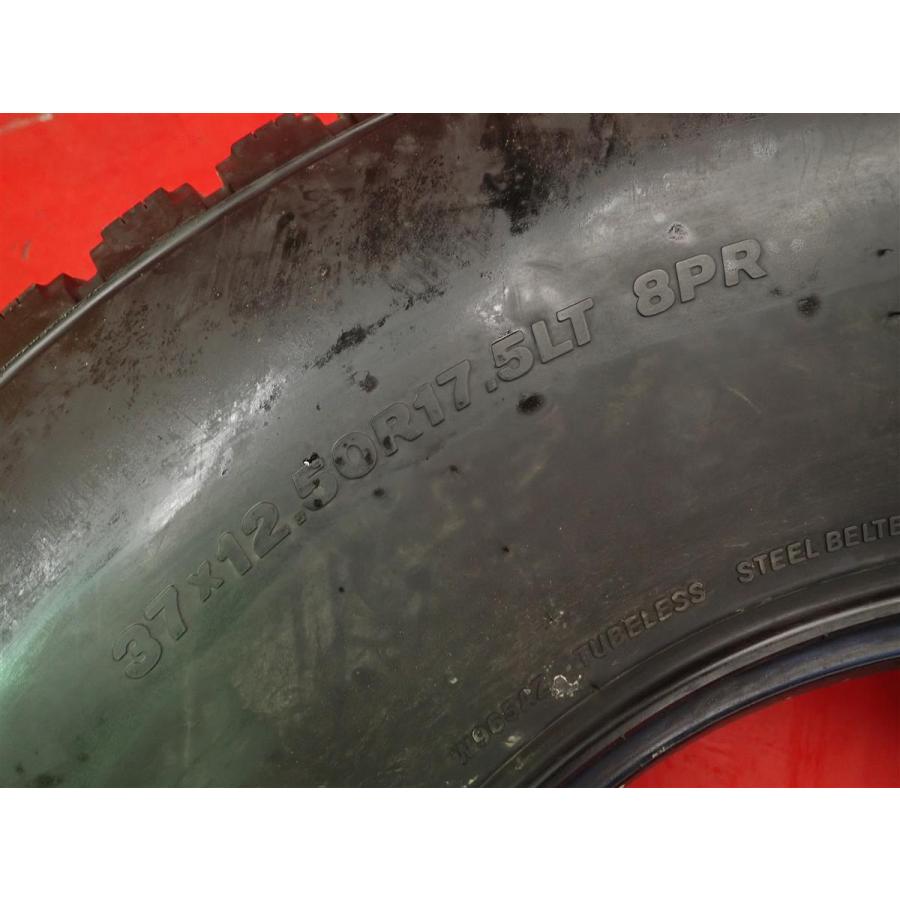 スタッドレス ブリヂストン ブリザックW・965 37/12.5R17.5 8.5 スタッドレス ブリヂストン ブリザックW・965 37/12.5R17.5 8.5