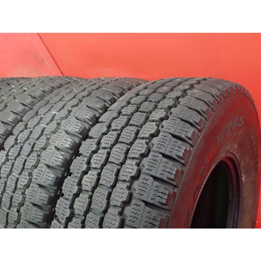 希少品 激レアサイズ】37×12.50R17.5LT 8PR スタッドレスタイヤ 4本 