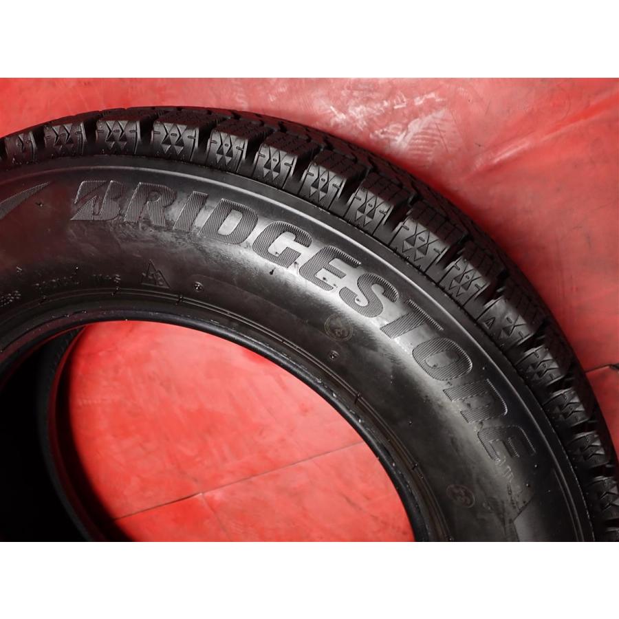 バリ溝 希少サイズ】135/80R12 68Q 冬用 スタッドレスタイヤ 4本セット