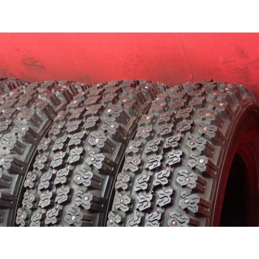 中古スパイクタイヤ 165SR13 4本セット トーヨー Zラジアル 28 中古スパイクタイヤ 165SR13 4本セット トーヨー Zラジアル 28