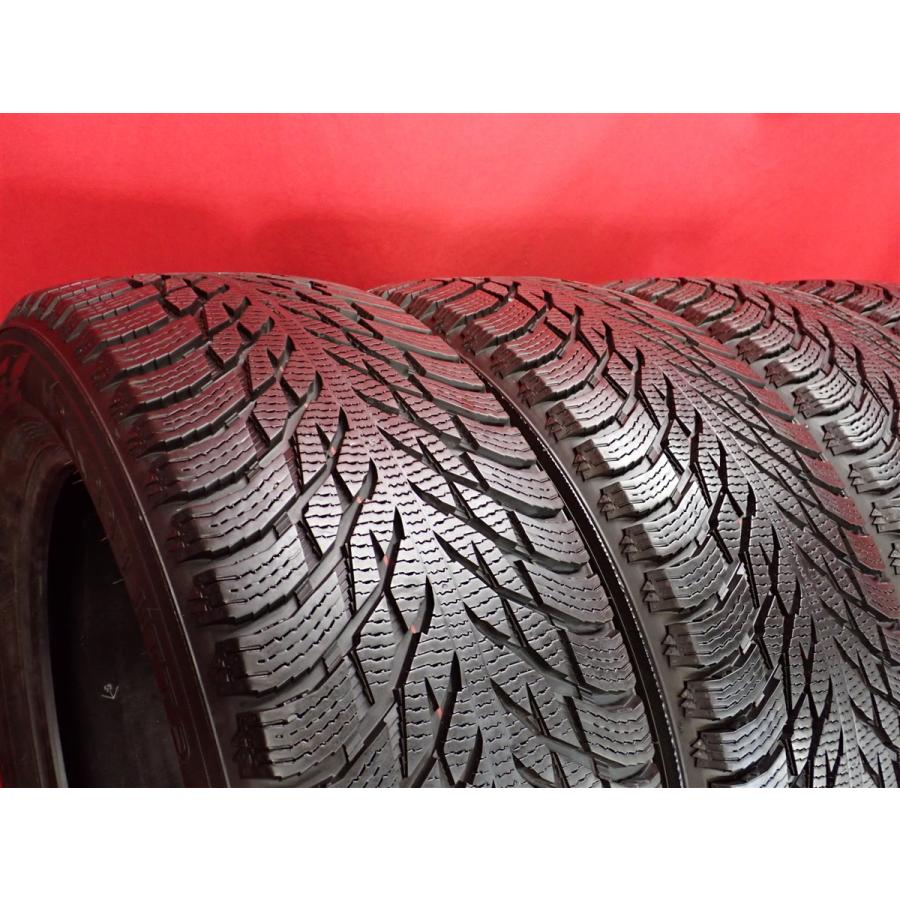 希少品】255/55R20 110R 4本 冬用 スタッドレスタイヤ 《ノキアン