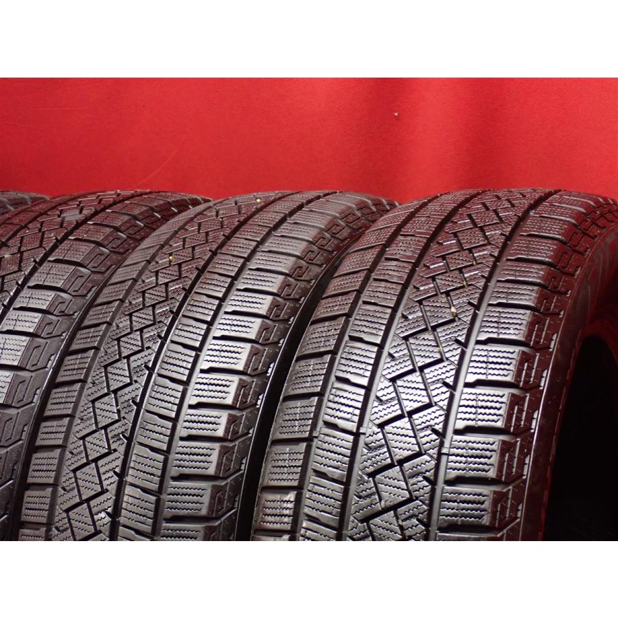 195/65r16 スタッドレスタイヤ 2020年製 バリ山 1シーズンのみ使用 195/65r16 スタッドレスタイヤ 2020年製 バリ山 1シーズンのみ使用