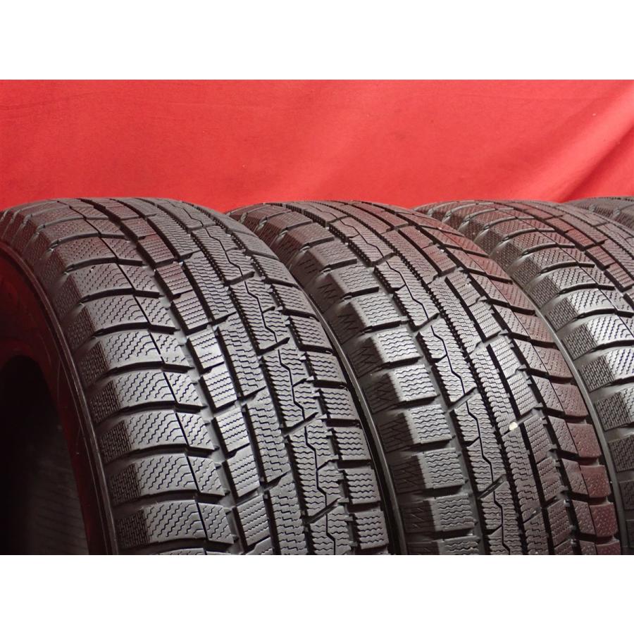 冬用スタッドレスタイヤ215/65R16
