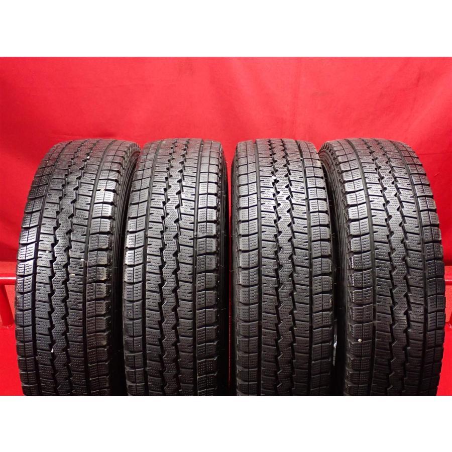 ハイエース、キャラバン 195\\80R15 107 ダンロップスタットレスホイル付き