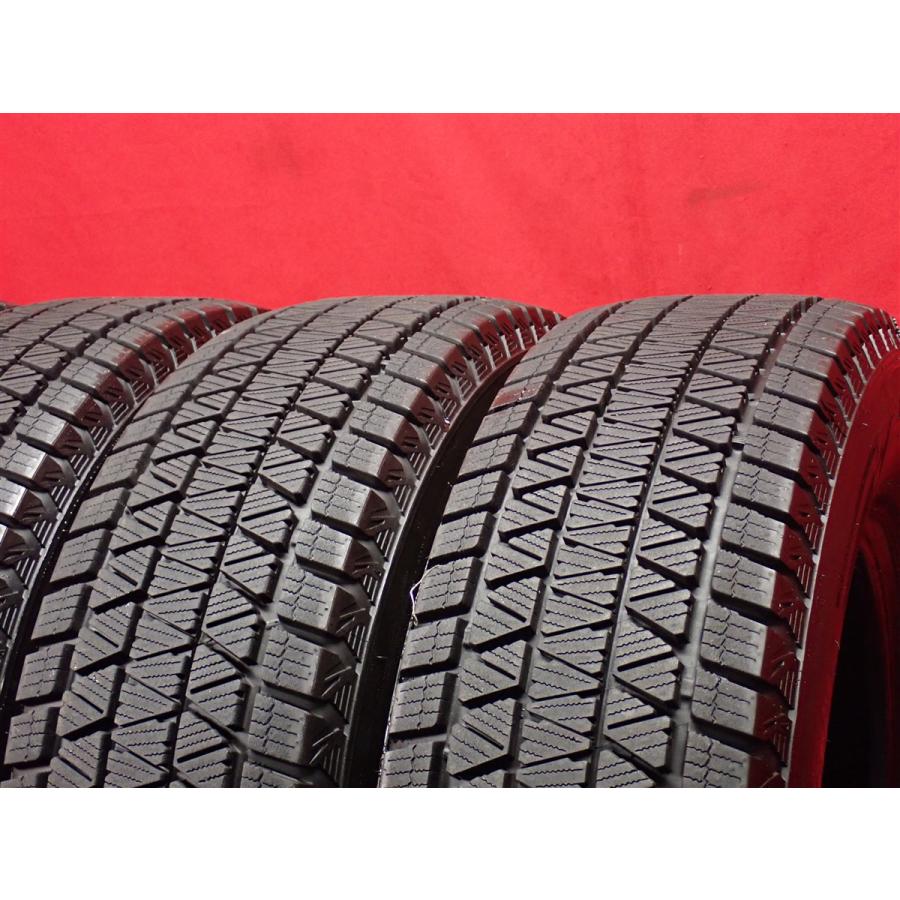 ブリヂストンスタッドレス225／70R16 103Q超深溝 良品 希少サイズ】225/70R16 103Q スタッドレスタイヤ 4本セット