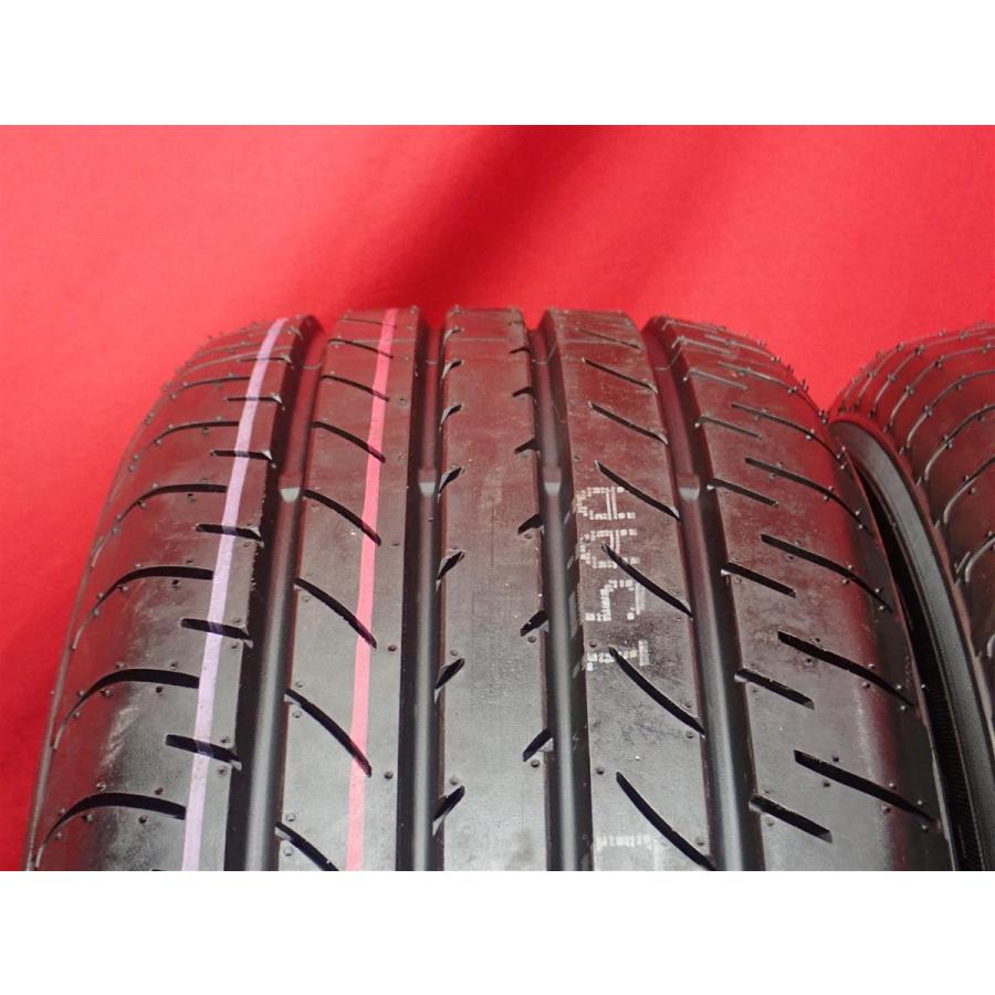 イボ付き】タイヤ 2本組 《 ヨコハマ 》 ブルーアースE51 [ 225/60R18
