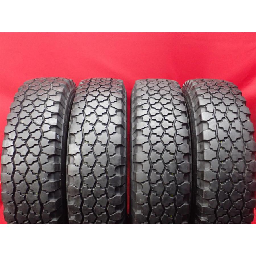 M+S 215/65R16 Dunlop 4本 8分山 M+S 215/65R16 Dunlop 4本 8分山