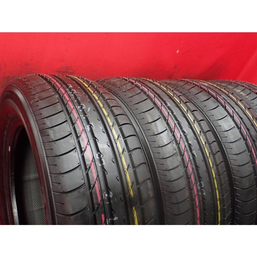新品同様 4本SET】ヨコハマ ブルーアース E70GZ [225/60R17 99H] 新車
