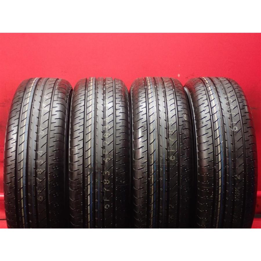 タイヤ4本 《 ヨコハマ 》 ブルーアースE51A [ 215/65R16 98H ]9.5分山  