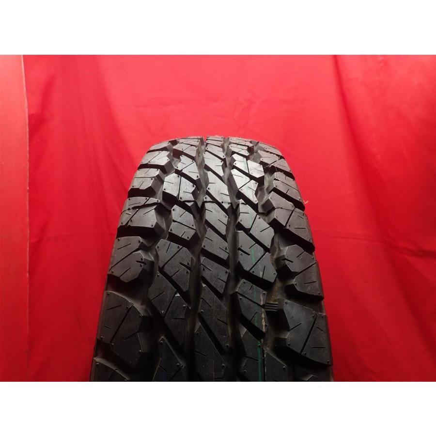 100系ハイエースに！200系にも！DUNLOPグラントレックAT3 バリ溝 215/75R15