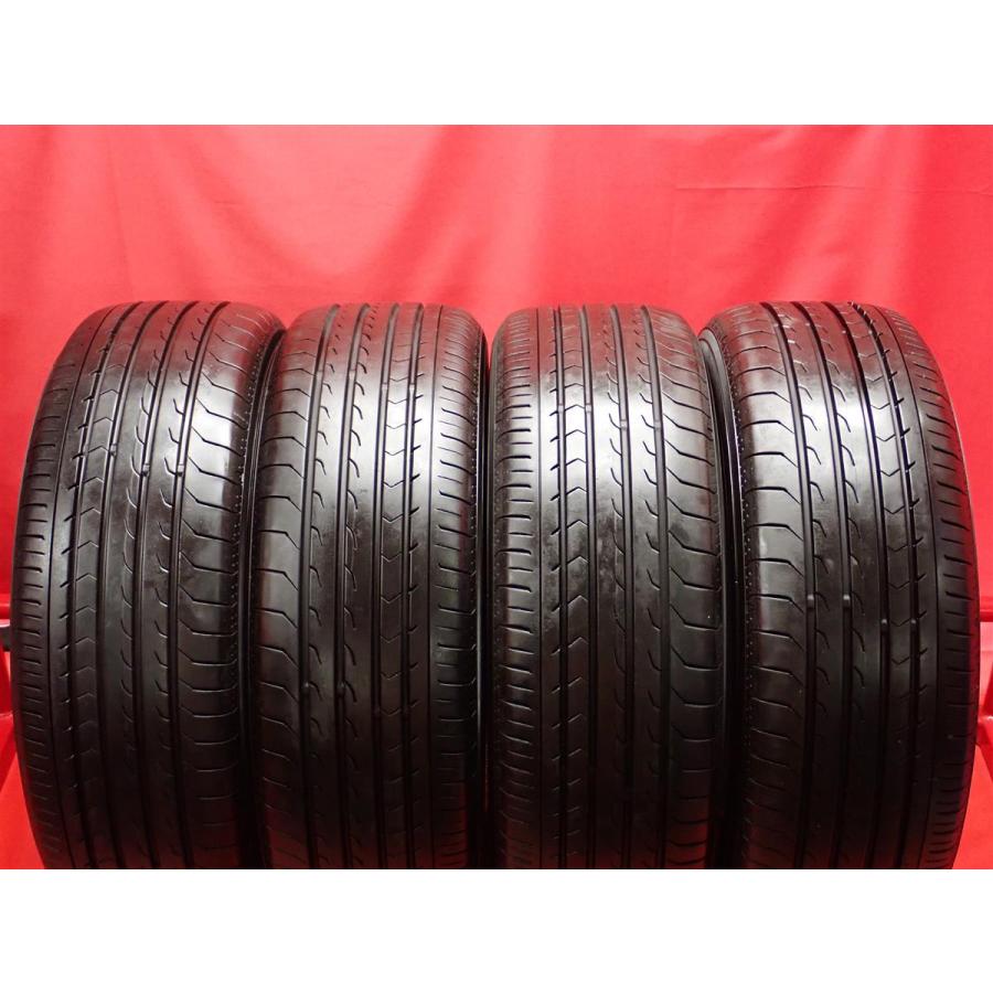 中古タイヤ 4本セット 《 ヨコハマ 》 ブルーアース RV-03 [ 215 中古タイヤ 4本セット 《 ヨコハマ 》 ブルーアース RV-03 [ 215