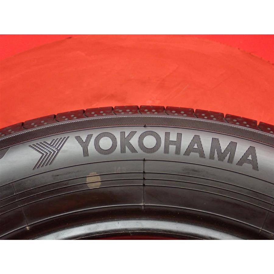 中古タイヤ 4本セット 《 ヨコハマ 》 ブルーアース RV-03 [ 215 中古タイヤ 4本セット 《 ヨコハマ 》 ブルーアース RV-03 [ 215