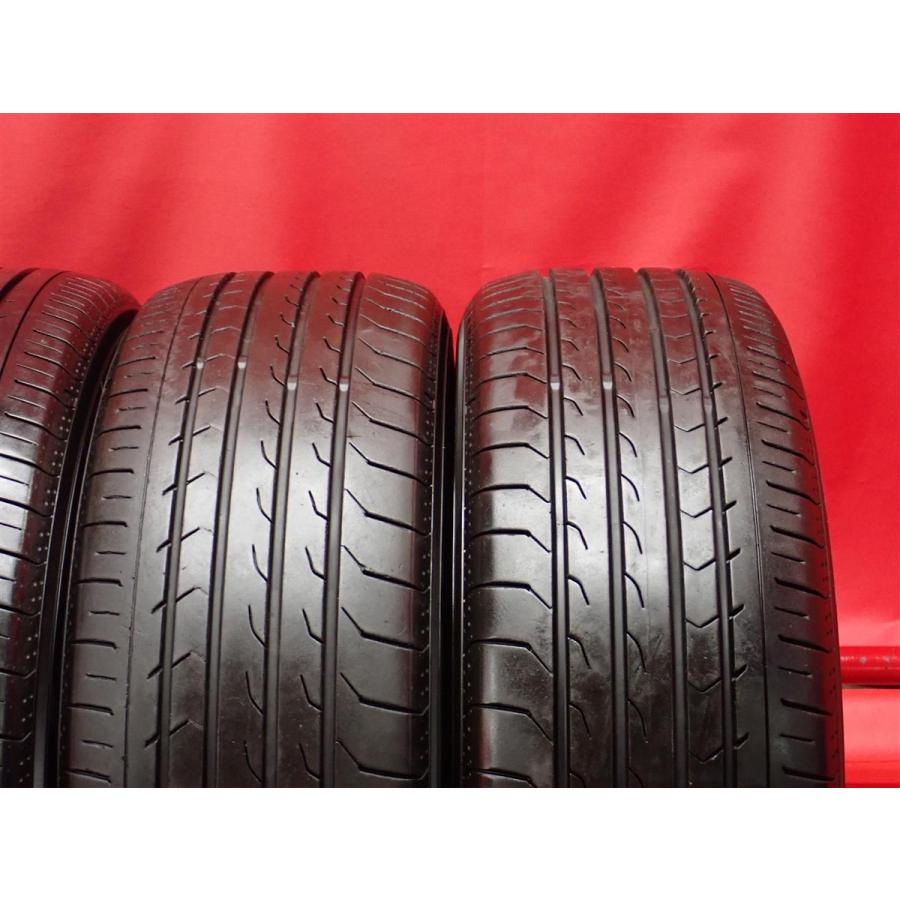 中古タイヤ 4本セット 《 ヨコハマ 》 ブルーアース RV-03 [ 215 中古タイヤ 4本セット 《 ヨコハマ 》 ブルーアース RV-03 [ 215