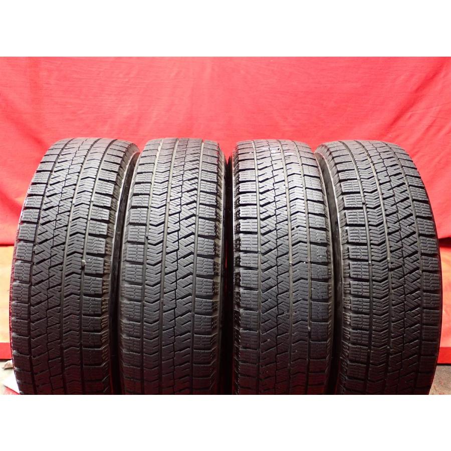 スタッドレス トヨタ純正スチール フルホイールキャップ付+ スタッドレス トヨタ純正スチール フルホイールキャップ付+