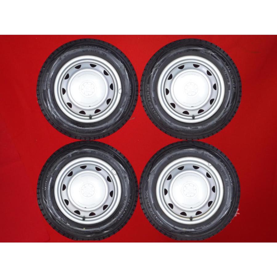 スタッドレス マルチPCD スチールホイール + ダンロップ ウィンター  