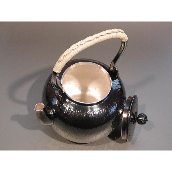 茶器・茶道具 銀瓶 石目 湯沸 銀燻（ギン イブシ）仕上、秀峰堂作