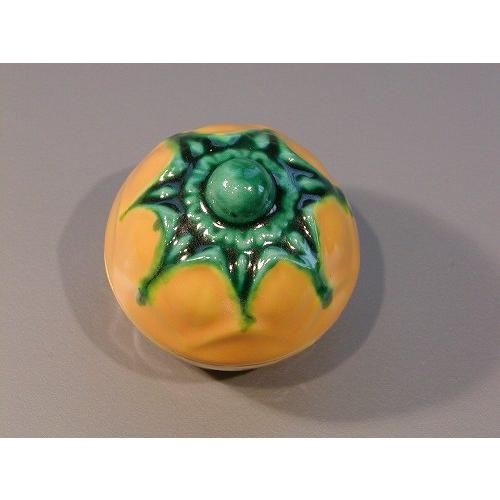 茶道具　香合　茶道具　香合　交趾　蕗の薹（ふきのとう）高野 昭阿弥作、 茶道具 香合 交趾 蕗の薹（ふきのとう）、京都 高野 昭阿弥作