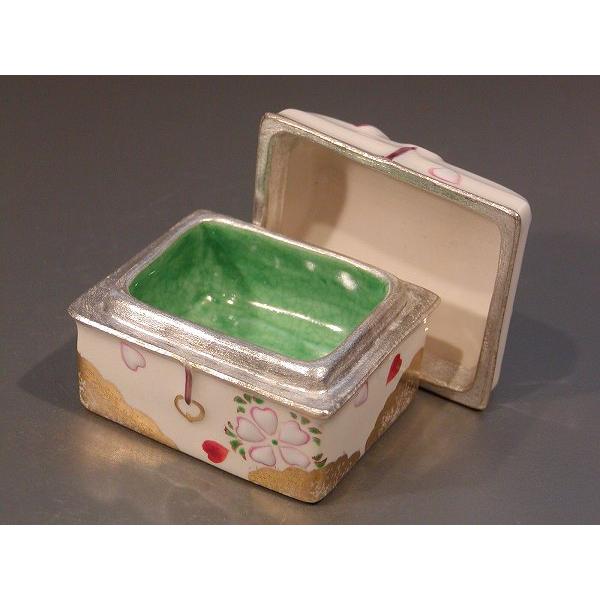 茶道具 香合 箱 桜絵、 京焼 中村秋峰作、 桐共箱 新品。 : 佐藤 茶道具 香合 箱 桜絵、 京焼 中村秋峰作、 桐共箱 新品。 : 佐藤
