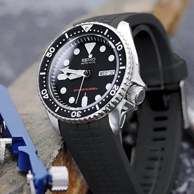 22mm Crafter Blue CB11 時計ベルト NBRラバー ブラック カーブド