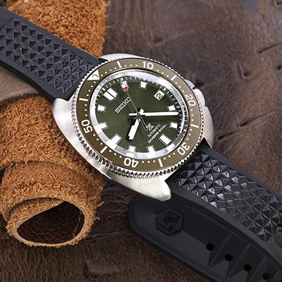 22mm MiLTAT 時計ベルト FKMラバー ブラック ワッフル 22mm MiLTAT 時計ベルト FKMラバー ブラック ワッフル