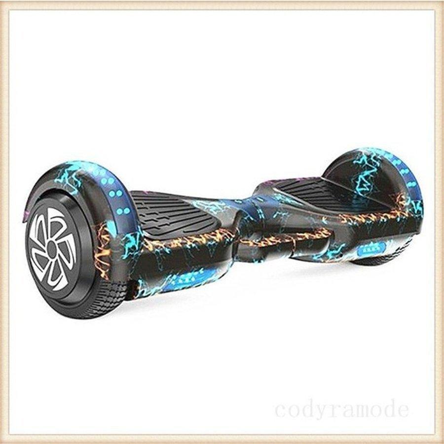 お歳暮 電動ボード バランススクーター 電動スクーター ジャイロボード ホバーボード 電動スケートボード 二輪車 Bluetooth対応 セグウェイ式車両