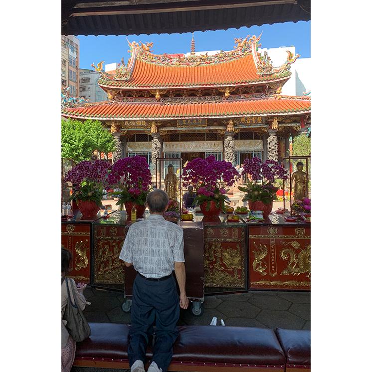 龍山寺 靴型 お守り 靴一足 青 安産祈願 こども守 開運 護符 台湾 霊験あらたか 竜山寺 中華風 アクセサリ かわいい 靴 格安