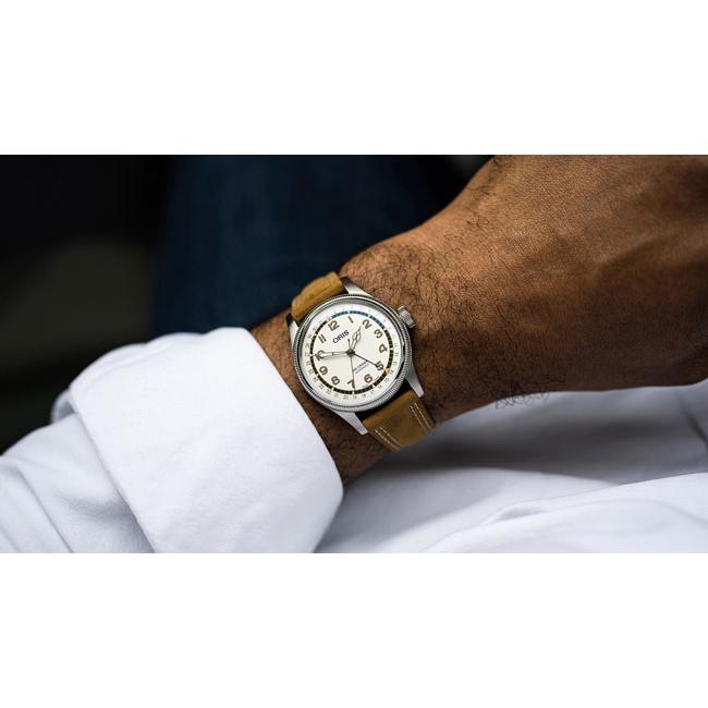ORIS オリス　ビッグクラウンポインターデイト　ロベルト・クレメンテ限定モデル ORIS（オリス） 腕時計 ロベルトクレメンテ 限定 ビッグクラウン ORIS