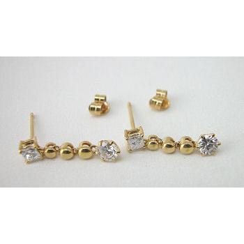 K18 ダイヤモンドピアス プリンセス&ラウンドブリリアントカット