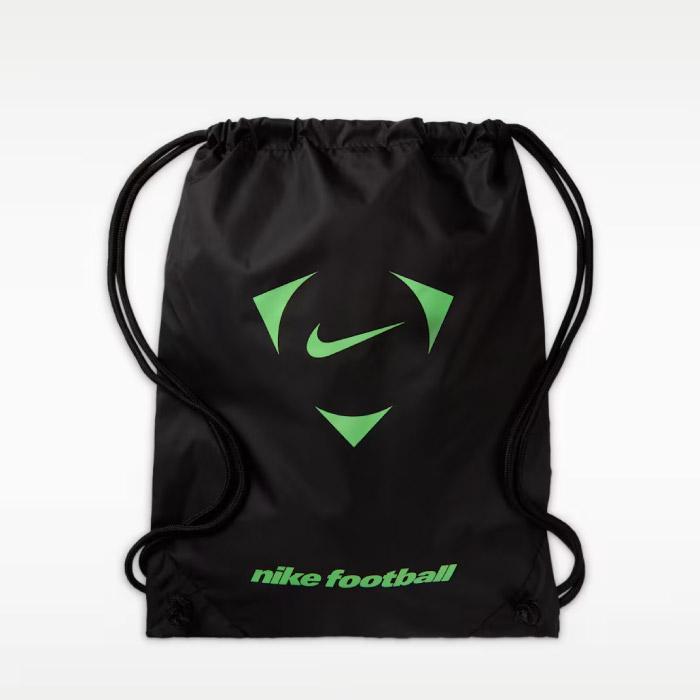 NIKE（ナイキ） 【ナイキ史上最軽量】NIKE マーキュリアル ヴェイパー