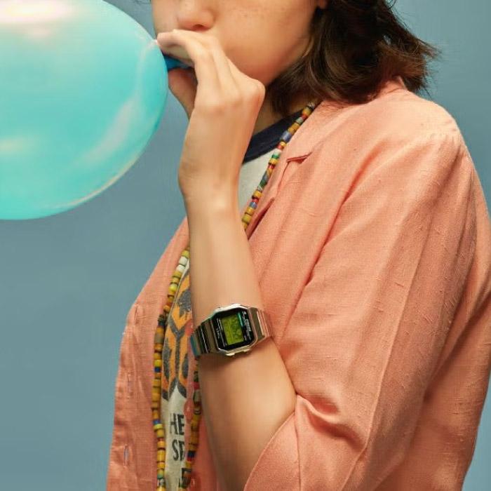 TIMEX T78587 クラシック デジタル腕時計 レトロ 新品未使用 TIMEX（タイメックス） クラシックデジタル シルバー 腕時計 クロノ