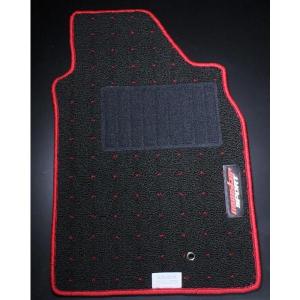 三菱（MITSUBISHI） ランサーエボリューション用フロアマット